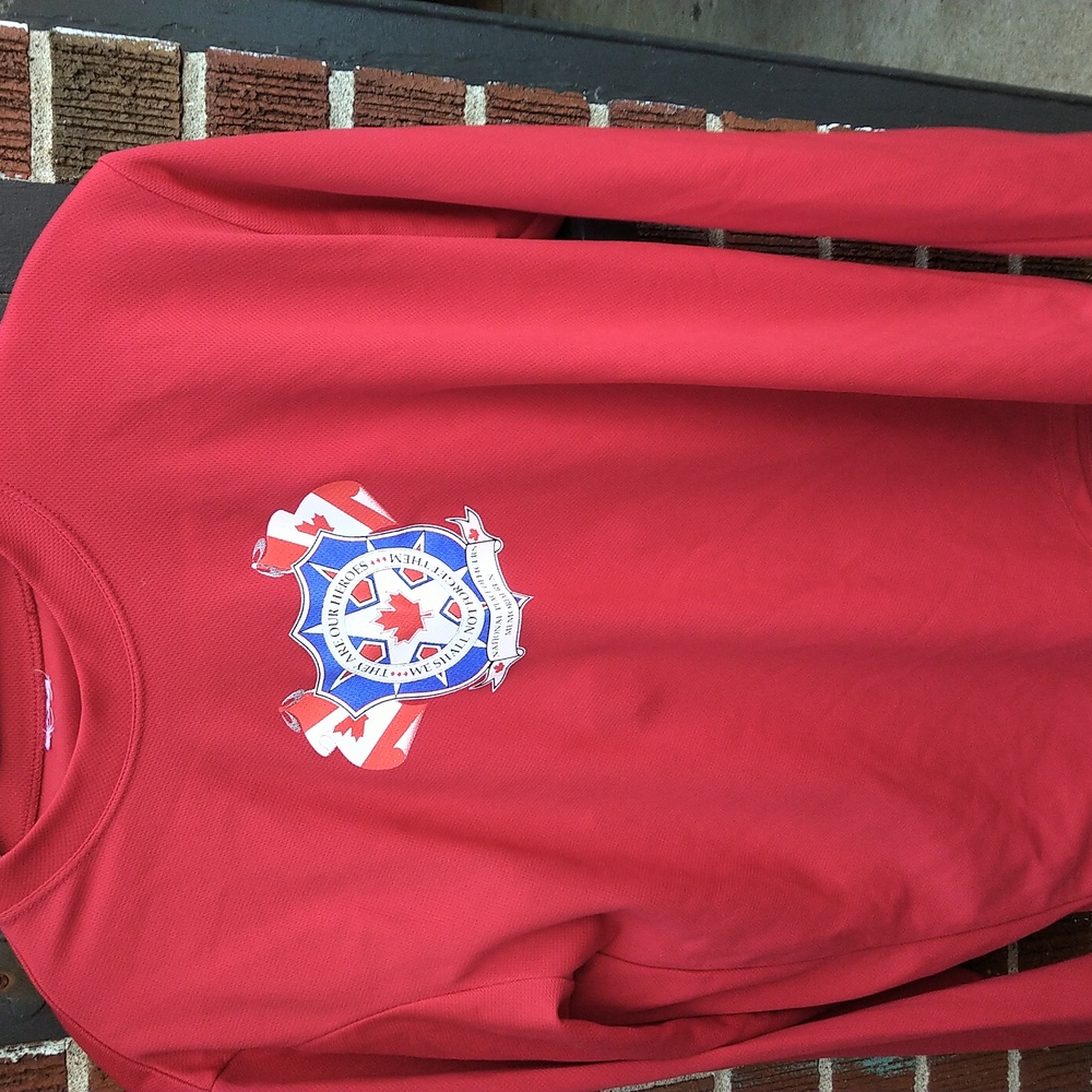Brooks active wear Dri-fit long sleeve